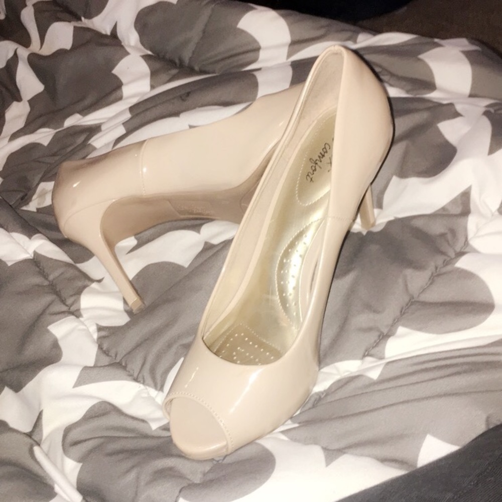 Nude heels